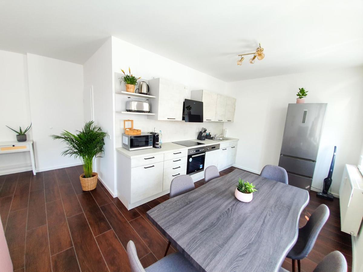 Pb Ferienwohnungen - Fewo 7 - Stilvoll Eingerichtetes Apartment Im Herzen Senftenbergs Exteriér fotografie