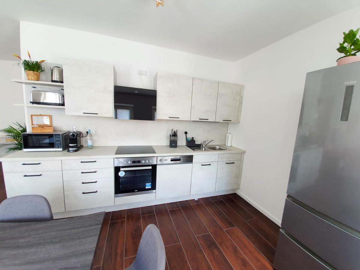 Pb Ferienwohnungen - Fewo 7 - Stilvoll Eingerichtetes Apartment Im Herzen Senftenbergs Exteriér fotografie
